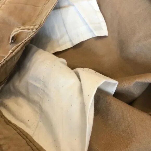 OLD NAVY MEN'S KHAKI TAN FLAT FRONT CHINO SHORTS SIZE 48 - Picture 6 of 9